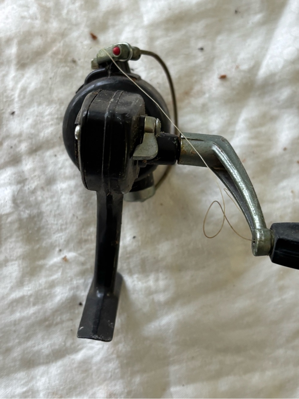 Vintage Black & Silver Fishing Reel
